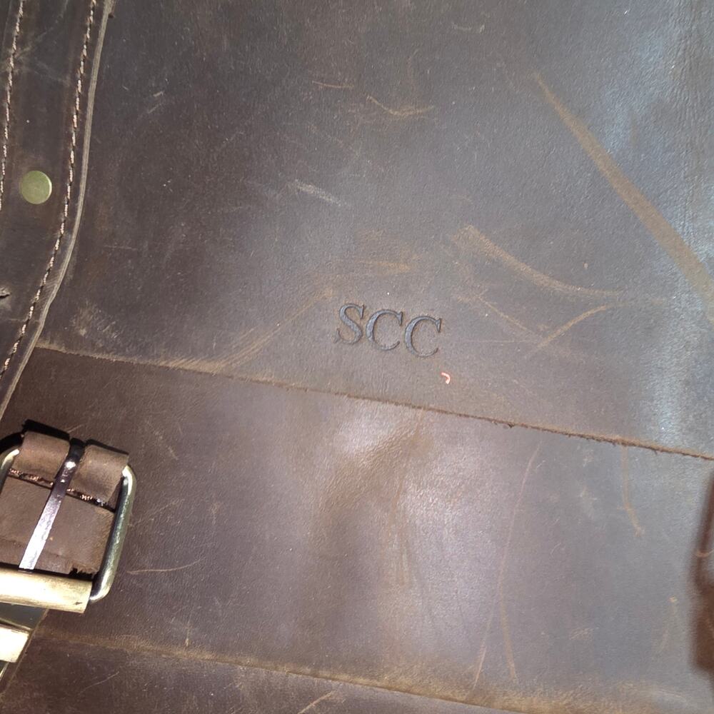UNIVERSE FULL GRAIN LEATHER LAPTOP MESSENGER BAG (NO STRAP) - Picture 3 of 10